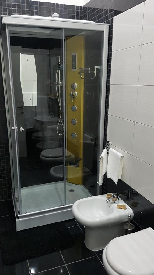 Hotel Taromy Неаполь Экстерьер фото