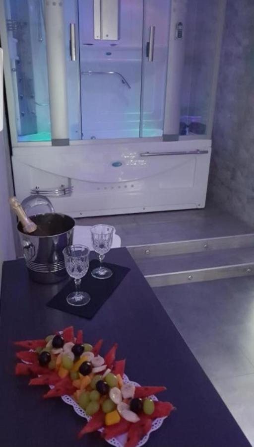 Hotel Taromy Неаполь Экстерьер фото